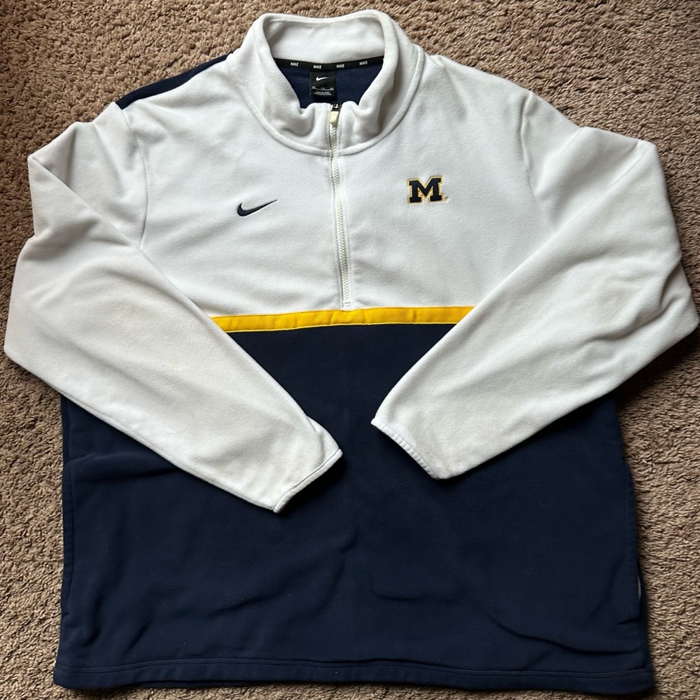 Nike quarter zip Michigan state wolverines